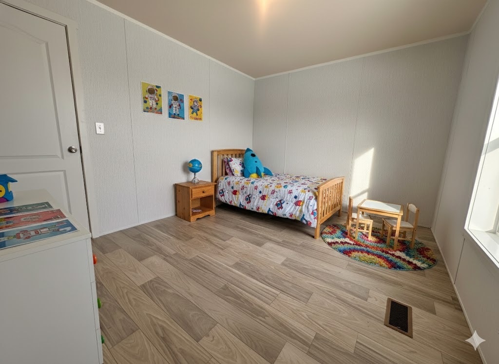 Building Photo - 26 Jubilee St