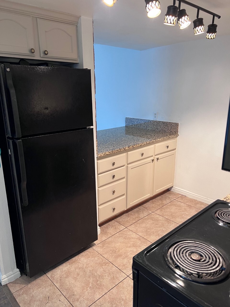 Kitchen - 5760 S 900 E