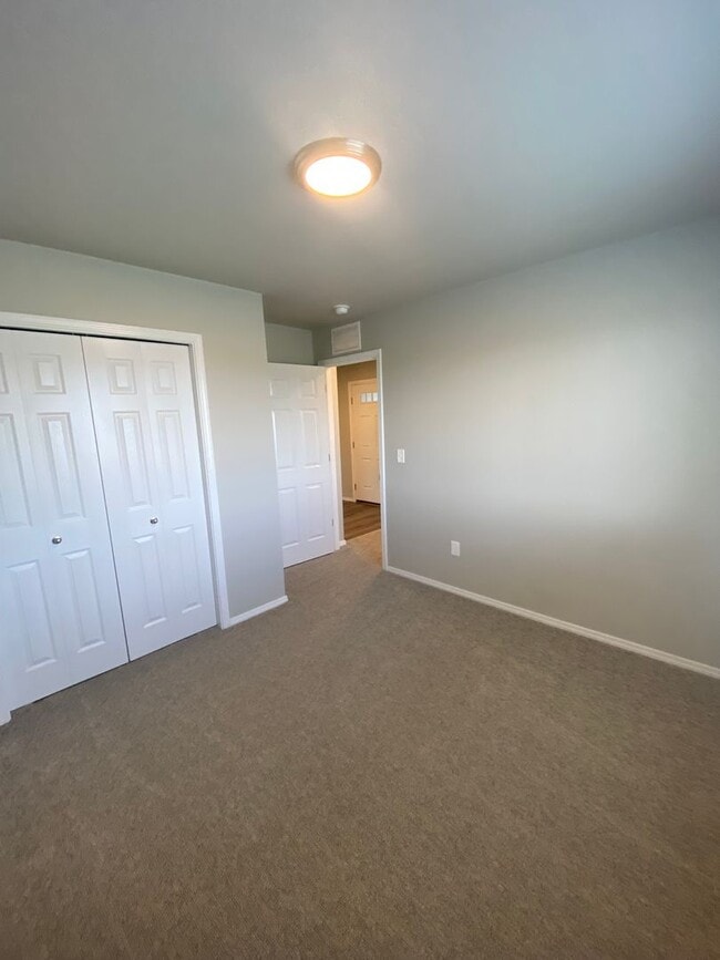 Building Photo - 5214 Clearfield Ct
