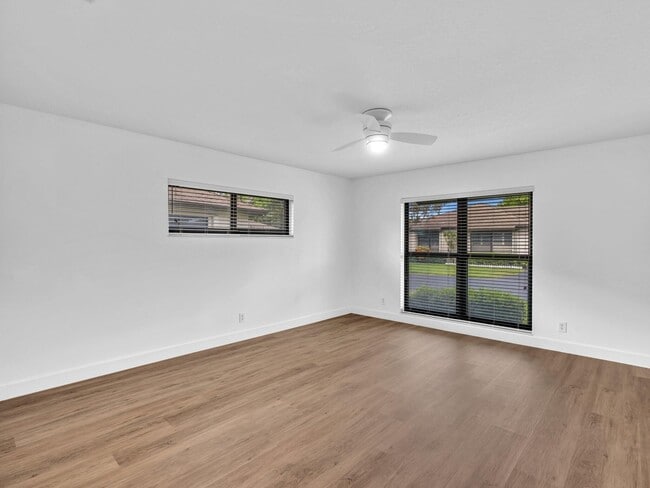 Building Photo - 4785 Quailwood Terrace