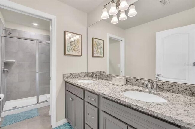 Building Photo - 7267 Oakmoss Loop