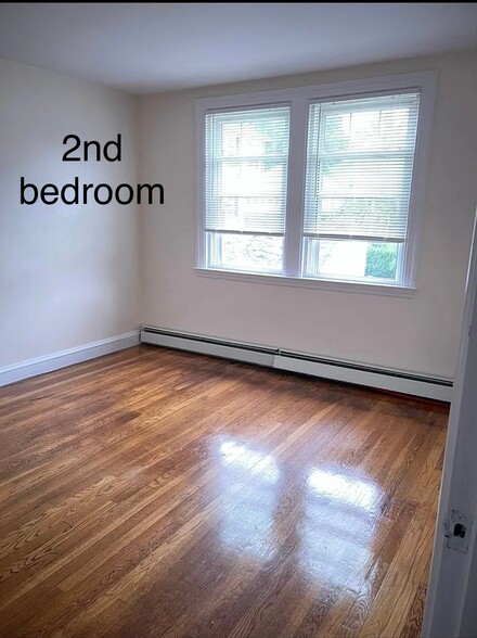 Building Photo - 22 RARITAN Ave