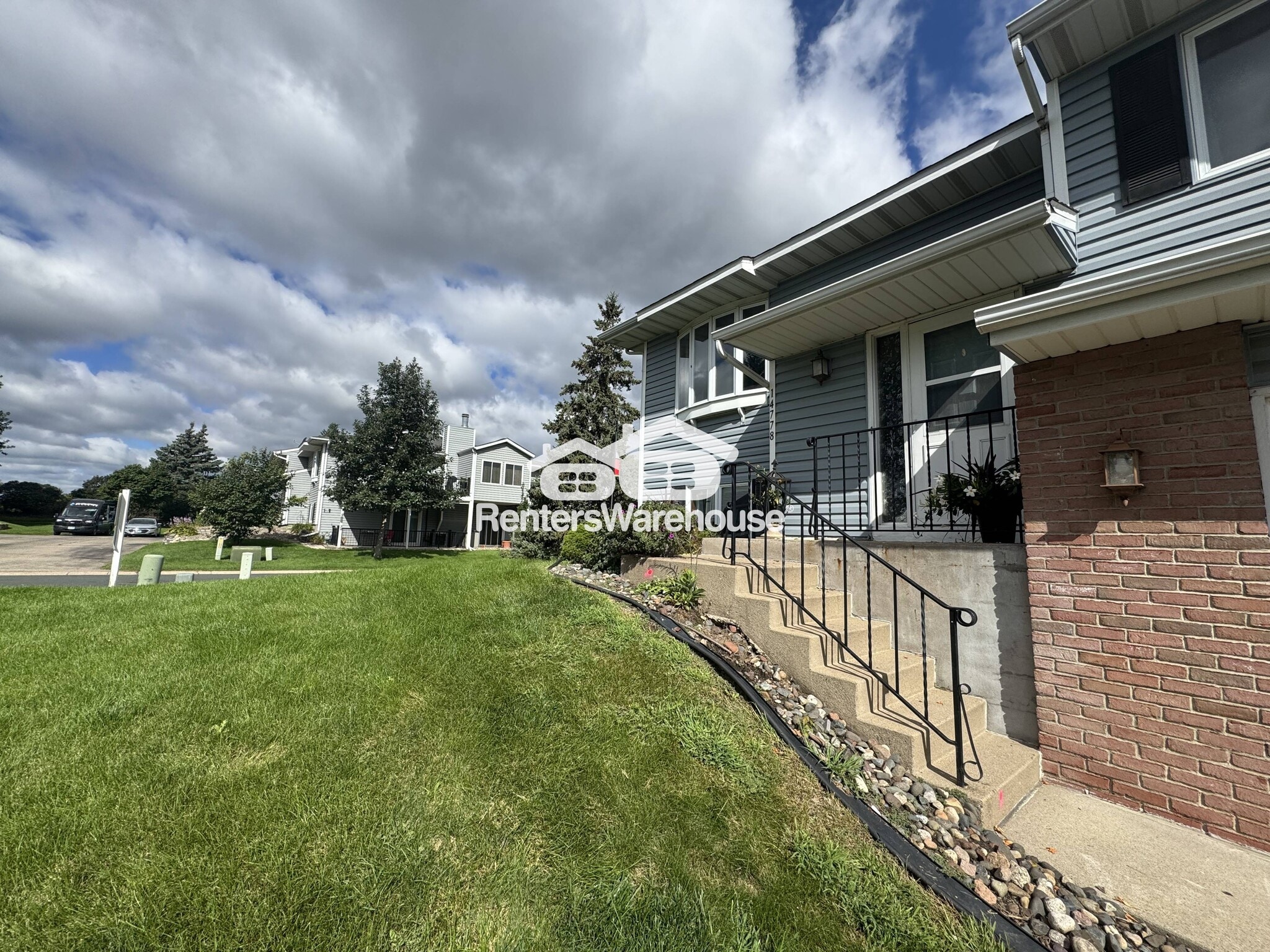 Building Photo - 14778 Endicott Way