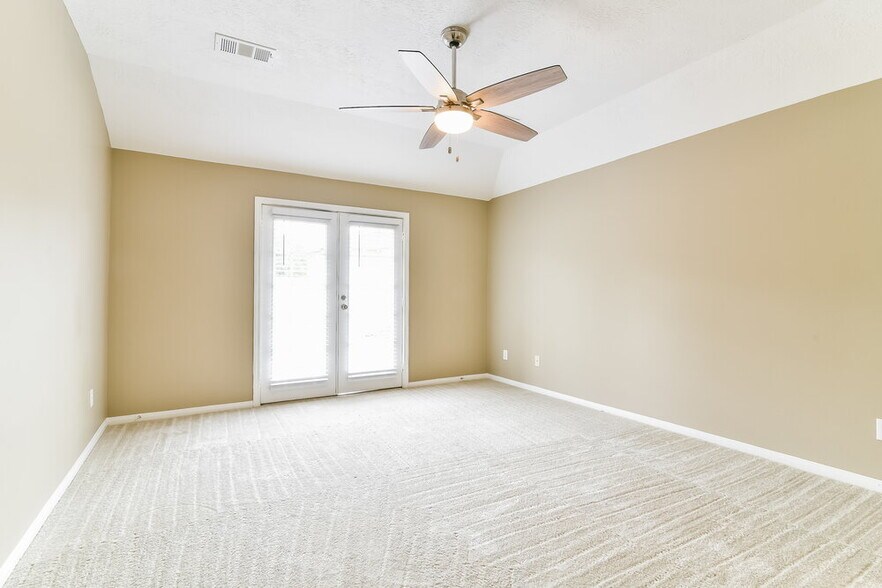 Building Photo - 3122 Rainpark Ln