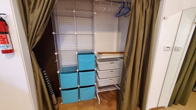 Building Photo - NEW PHOTOS COMING SOON!1 BDRM Kings Run Co...
