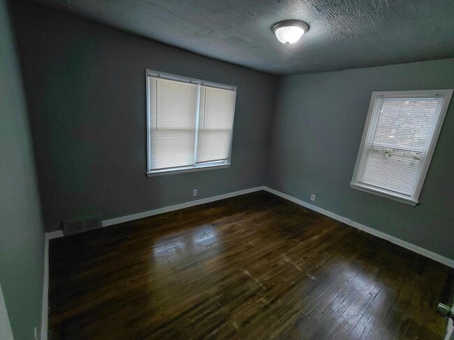 Building Photo - 6175 Guilford St