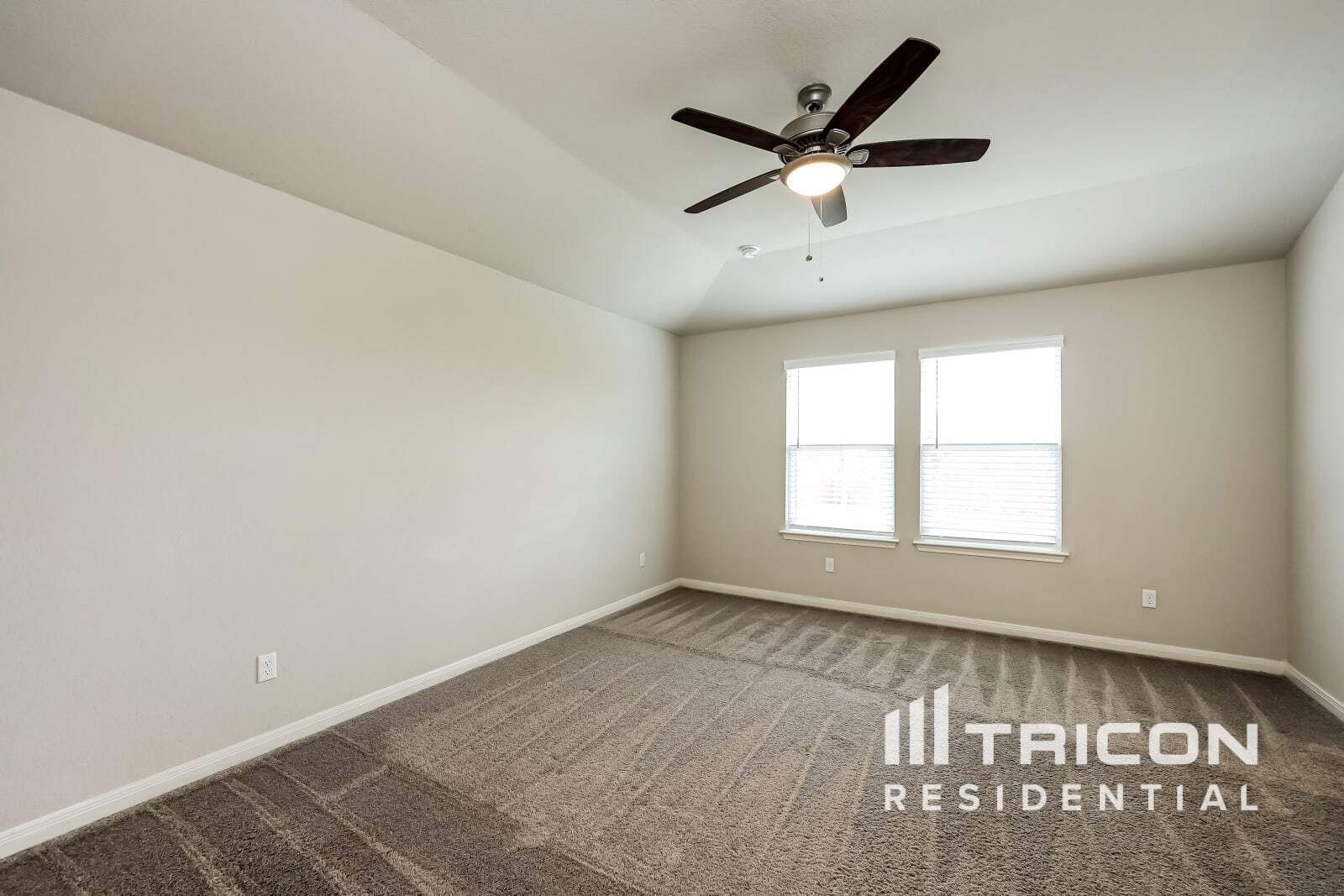 Building Photo - 5814 Nyla Wy