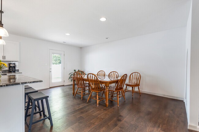 Building Photo - 6513 Cara Cade Ln