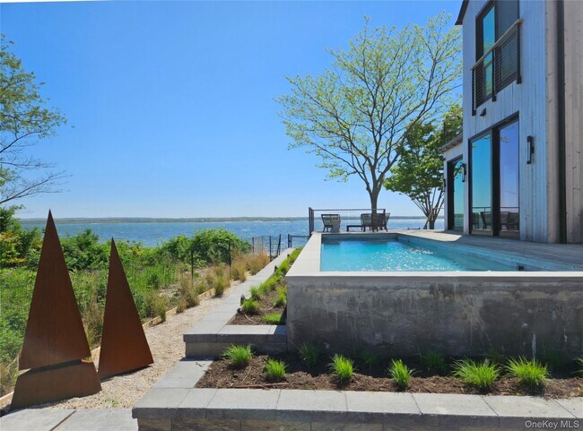 Building Photo - 599 Peconic Bay Blvd