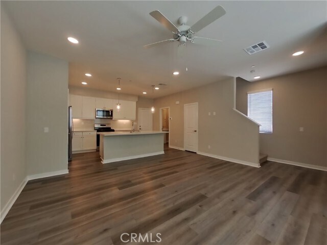 Building Photo - 36417 Creer Ct