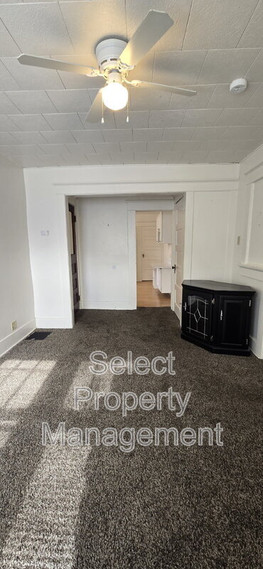 Building Photo - 738 3rd St