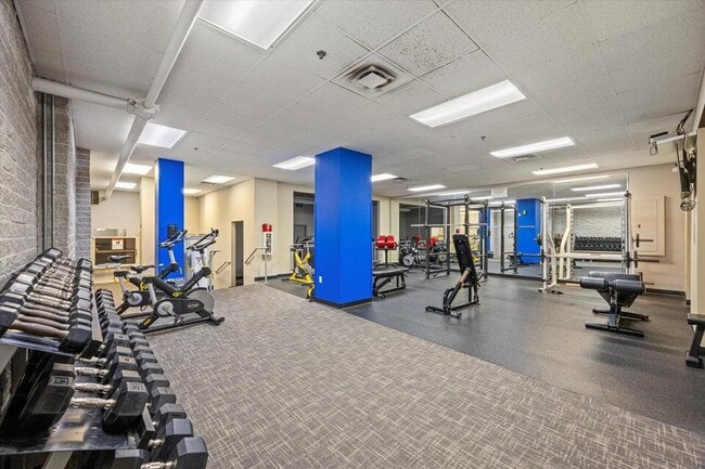 Building Photo - 270 E Highland Ave