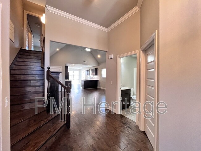 Building Photo - 3214 SW Stonepoint Ave