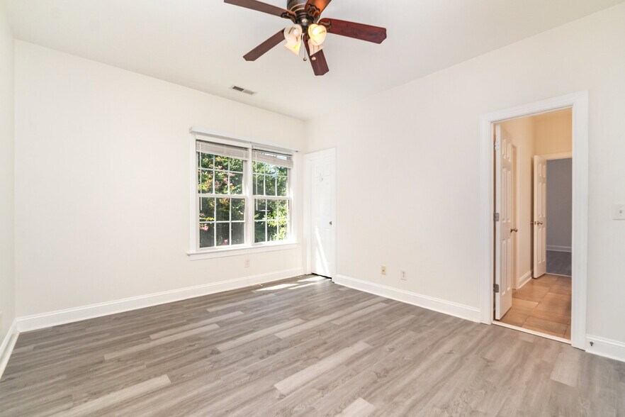 Building Photo - 14724 Murfield Ct