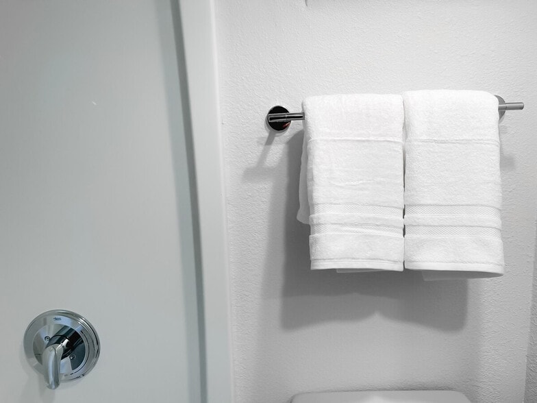 Building Photo - 2515 Burnet Ave