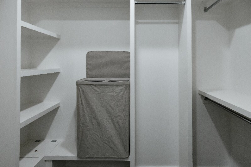 Building Photo - 407b 35th Ave N