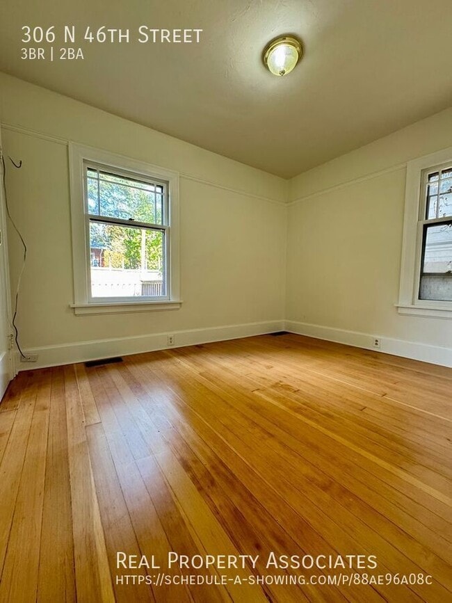 Building Photo - 306 N 46th St