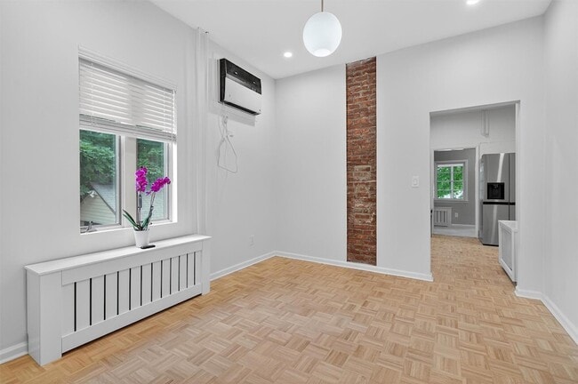 Building Photo - 151 S Harrison Ave