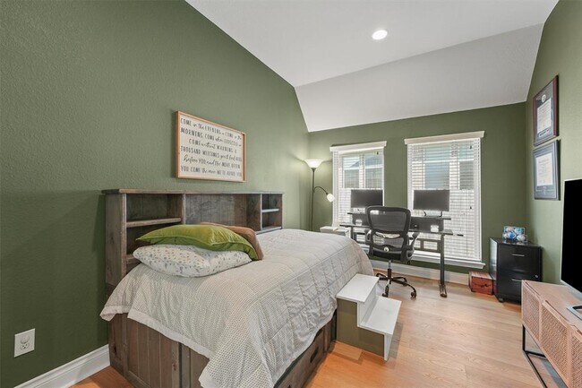 Building Photo - 28803 Crested Butte Dr