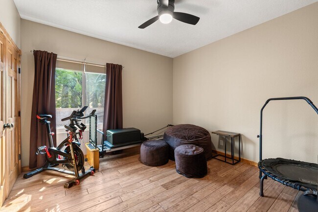 Building Photo - Rio Rancho Gem - Stunning 4-Bedroom Home –...