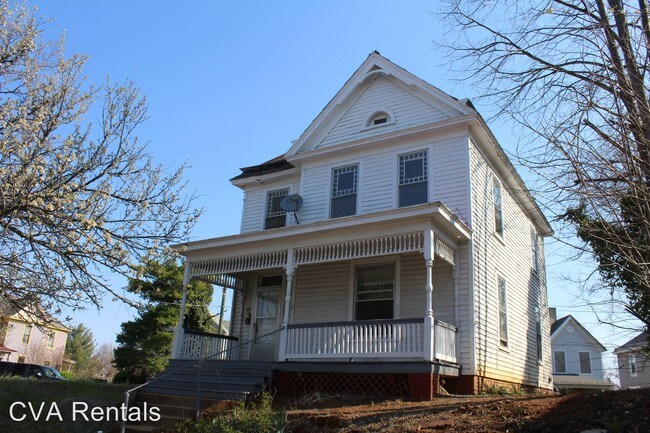 Primary Photo - 850 Rivermont Ave