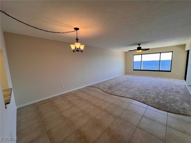 Building Photo - 4015 SE 20th Pl