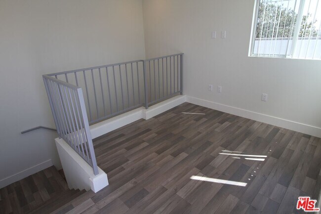 Building Photo - 11733 Missouri Ave