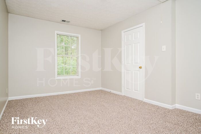 Building Photo - 2143 Silva Dr