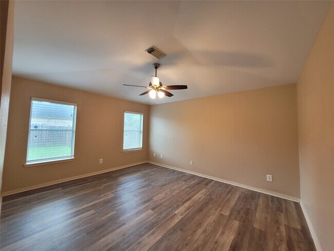 Building Photo - 3401 Wheatstalk Ln