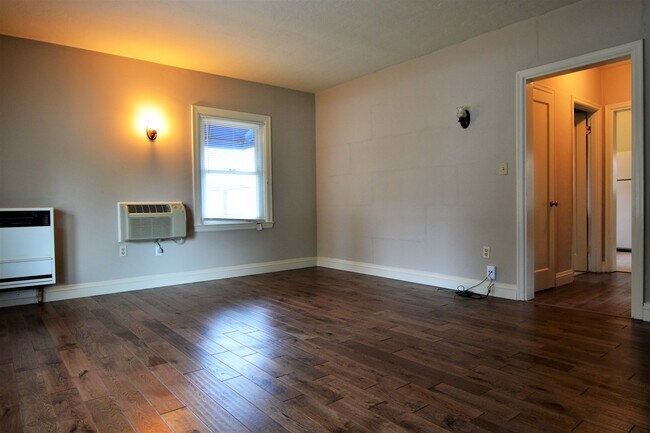 Living Room - 2306 Pacheco St