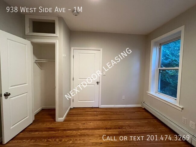 Building Photo - 938 West Side Ave