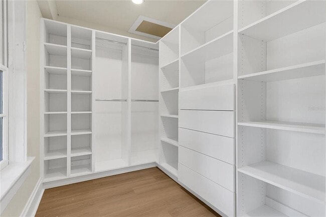 Building Photo - 226 N Elliott Ave