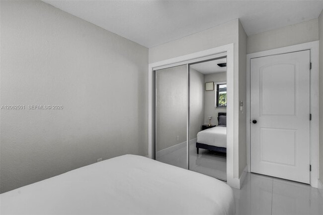 Building Photo - 3609 SW 23rd St