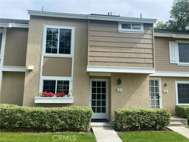 Building Photo - 73 Thicket