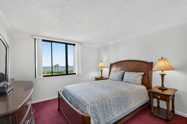 Building Photo - 100 Ocean Trail Way