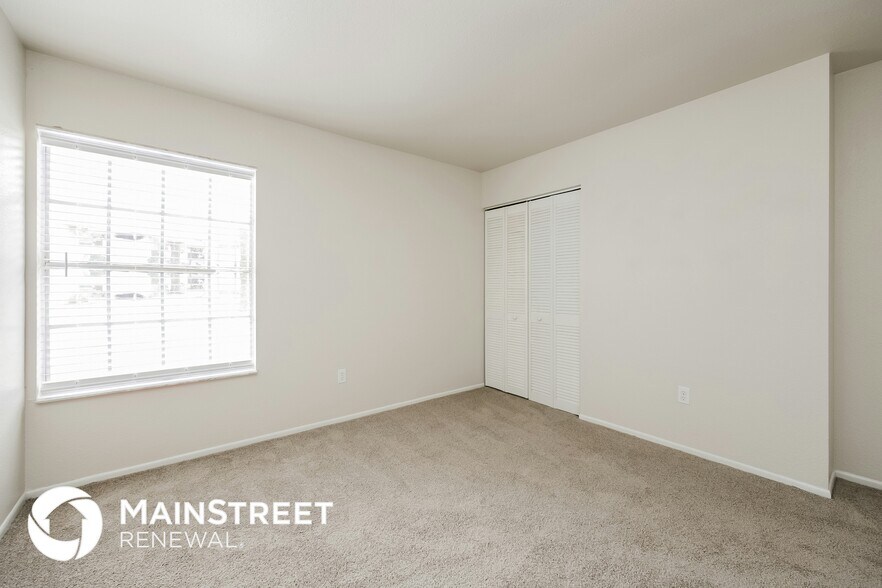Building Photo - 4740 Escalante Dr