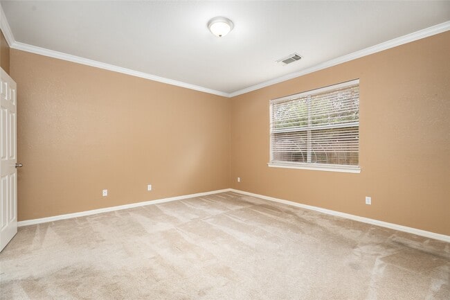 Building Photo - 6177 New Castle Ln