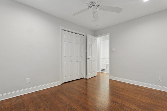 Building Photo - 22 Fox Pl