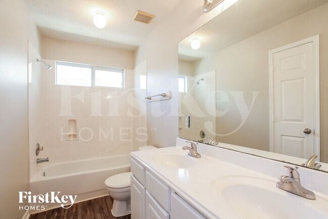 Building Photo - 4123 Heart Grove Dr