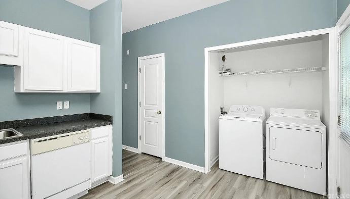 Building Photo - 3059 Nevin Place Dr