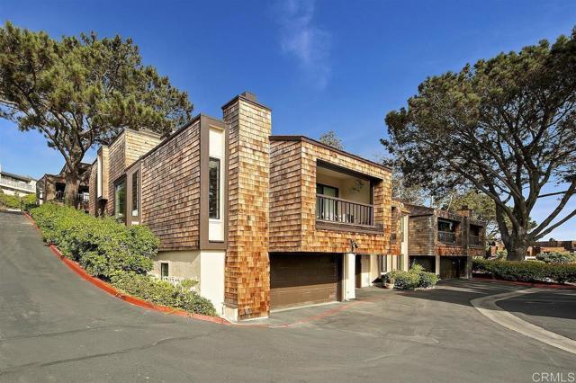 Building Photo - 2260 Del Mar Scenic Pkwy