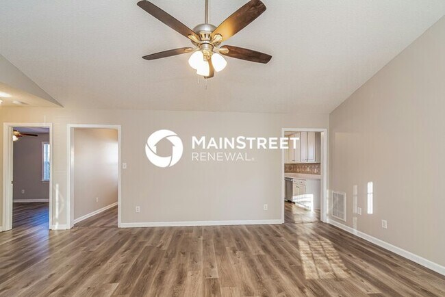 Building Photo - 3 Bedroom Pet-Friendly Home in Raleigh, NC with Main Street Renewal