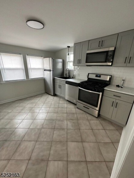 Primary Photo - 1026 Woolley Ave