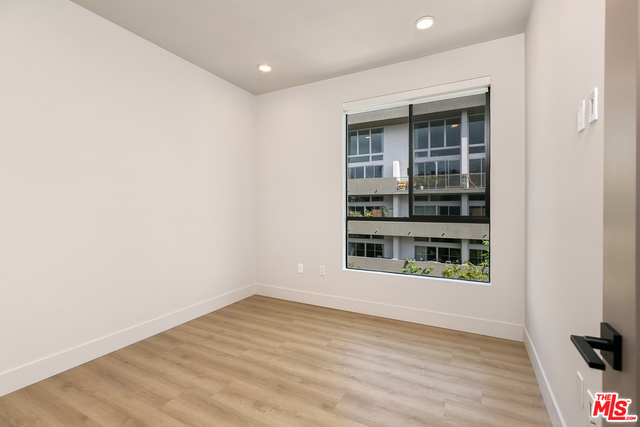 Building Photo - 3675 Dunn Dr