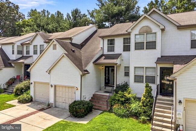 Building Photo - 40 Woodstream Ct