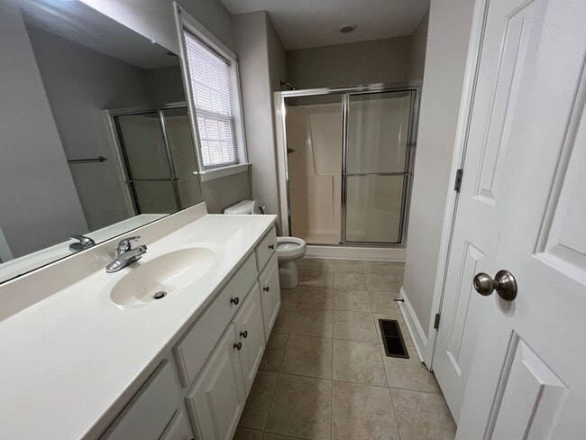 Building Photo - Elegant 3 Bedroom, 2 Bath Rental Home in Creedmoor