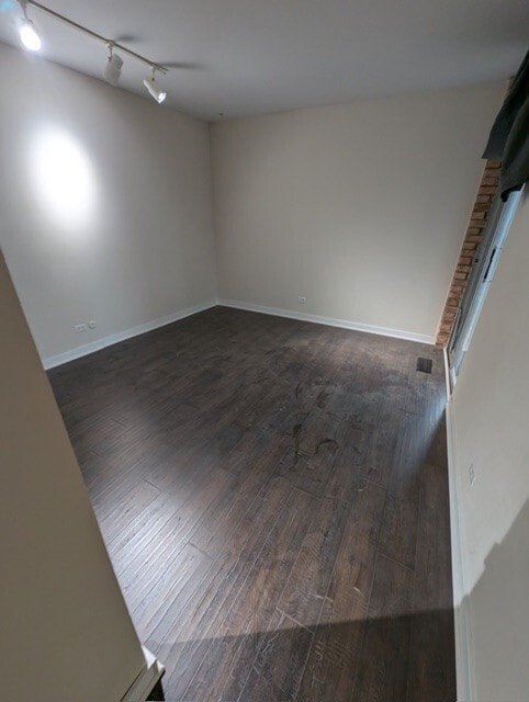 Building Photo - 5600 Hillcrest Ln