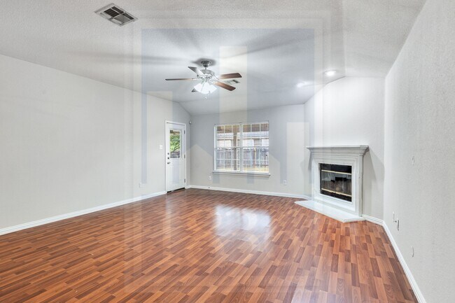 Building Photo - 1500 Gardena Canyon Dr