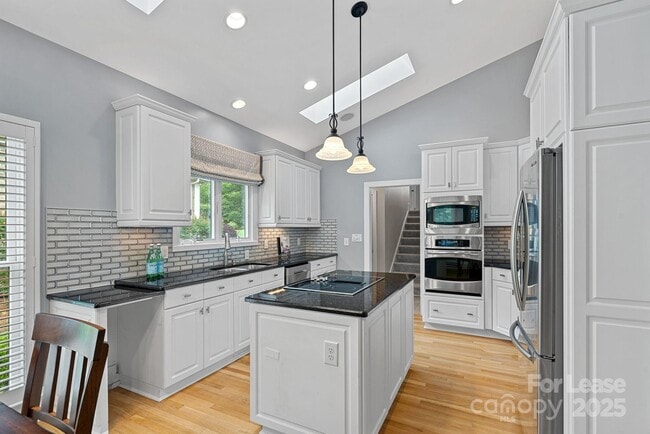 Building Photo - 17308 Players Ridge Dr