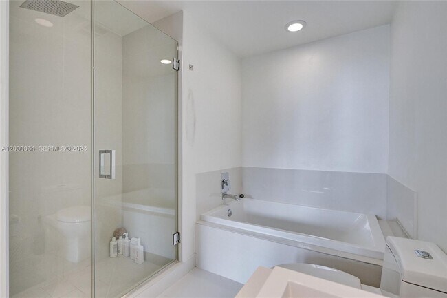 Building Photo - 45 SW 9th St